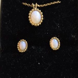 Trifari Opal necklace with earrings